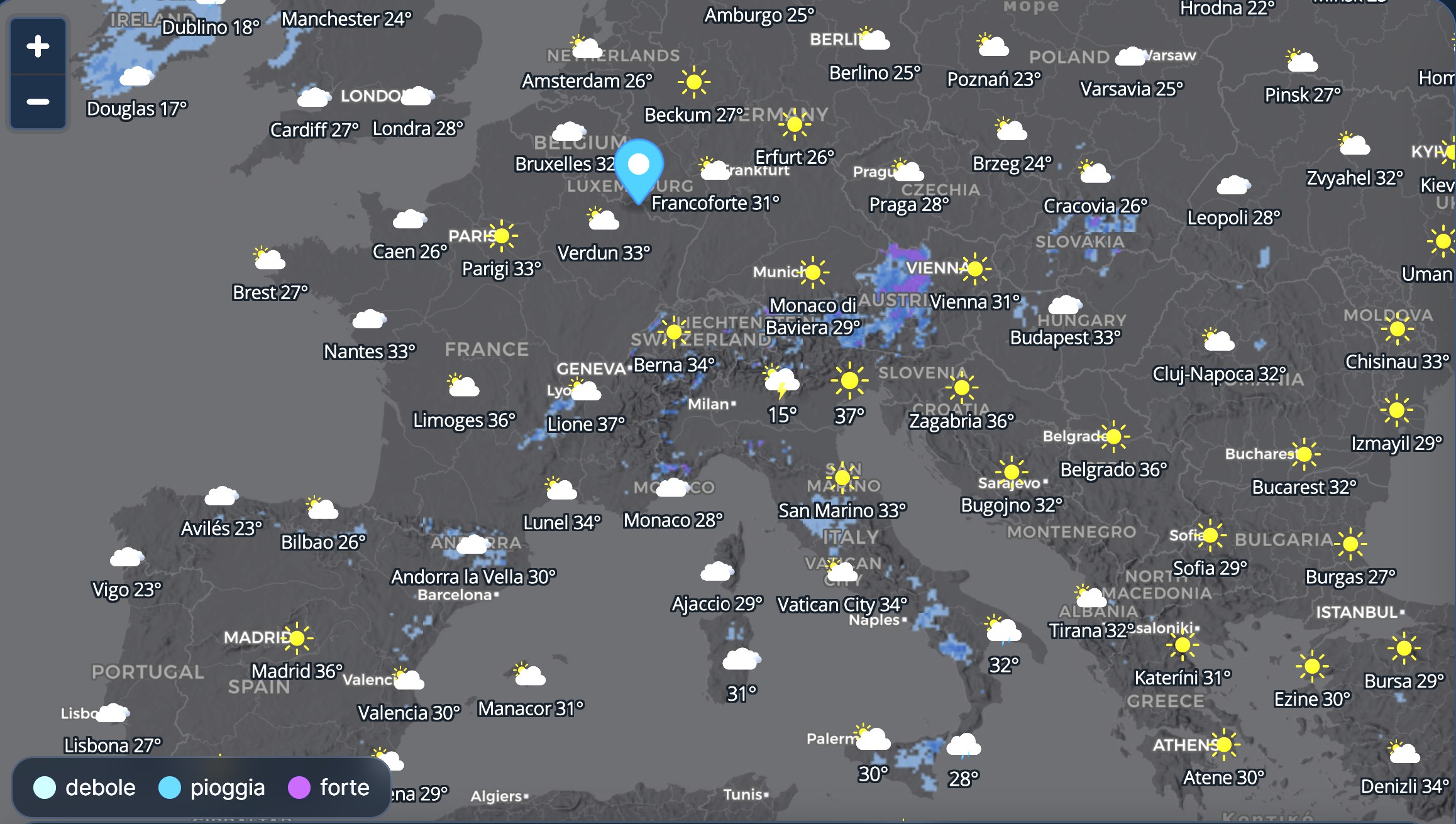 Rain layer over Europe: forecast precipitation highlighted in blue over the coming hours